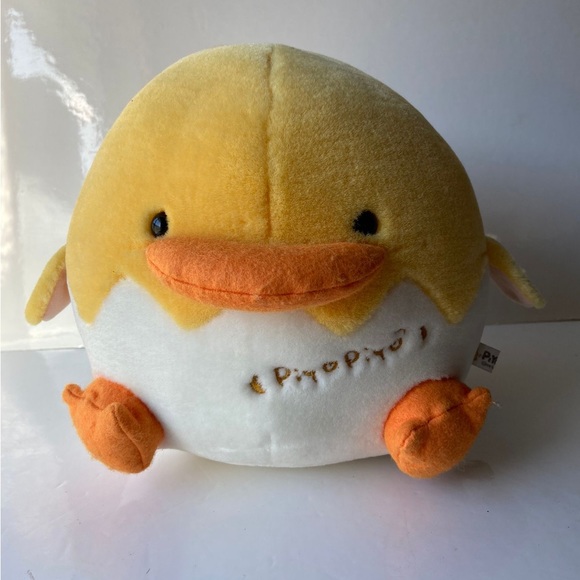 Piyo piyo 9” plush official duck just hatched from egg japanese doll - Picture 1 of 8